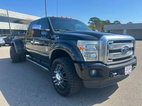 Used 2014 Ford F450 Platinum image 2