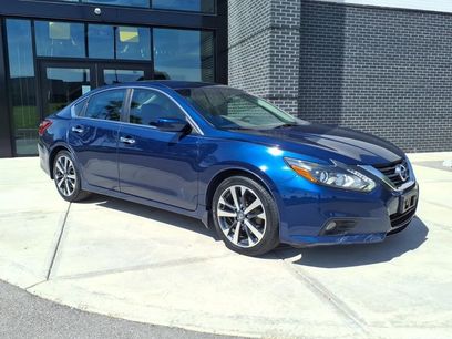 Used 2017 Nissan Altima 2.5 SR w/ LED Appearance Package