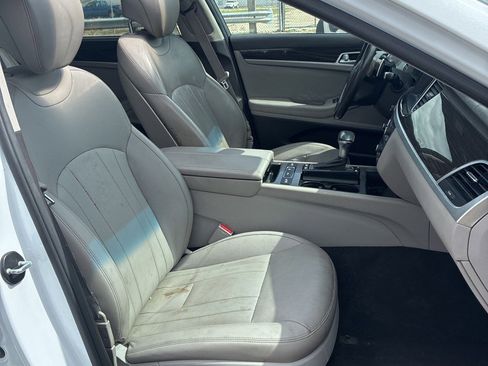 Used 2018 Genesis G80 3.8 w/ Option Group 02 AWD/4WD image 7