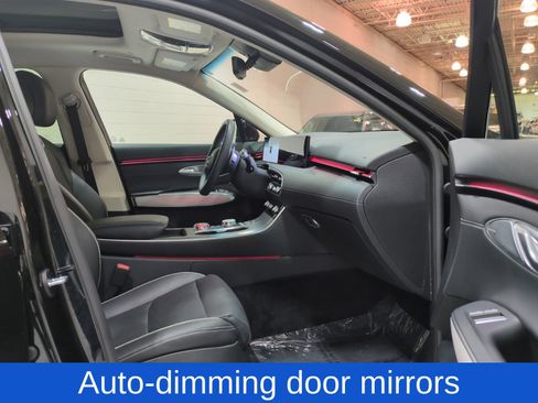 Certified 2026 Genesis GV70 2.5T Advanced AWD/4WD image 9