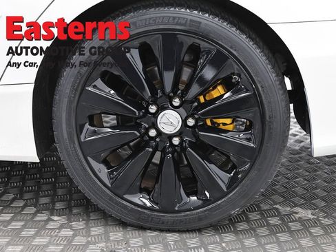 Used 2016 Acura RLX Sport Hybrid w/ Technology Pkg image 34