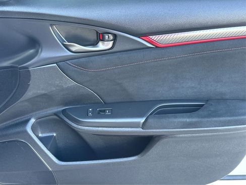 Used 2017 Honda Civic Type R image 22