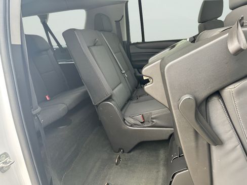 Used 2018 Chevrolet Suburban LS AWD/4WD image 14