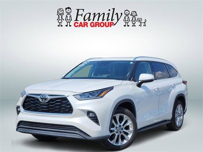 Used 2023 Toyota Highlander Limited