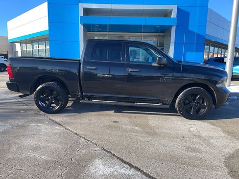 Used 2018 RAM 1500 Express w/ Black Ram 1500 Express Group image 2