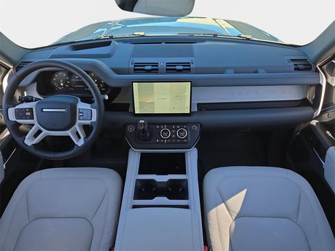 New 2025 Land Rover Defender 110 S image 9