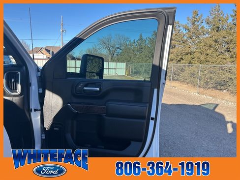 Used 2021 GMC Sierra 3500 Denali w/ Denali Ultimate Package image 37