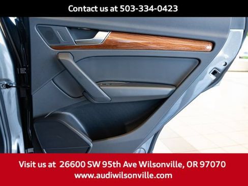 Used 2023 Audi Q5 2.0T Premium w/ Convenience Package AWD/4WD image 30