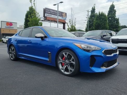 Used 2019 Kia Stinger GT2 RWD image 3