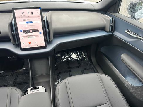 New 2026 Volvo EX30 Plus image 18