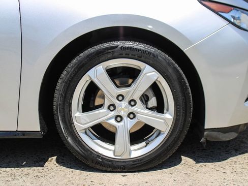 Used 2016 Chevrolet Volt LT w/ Comfort Package FWD image 35