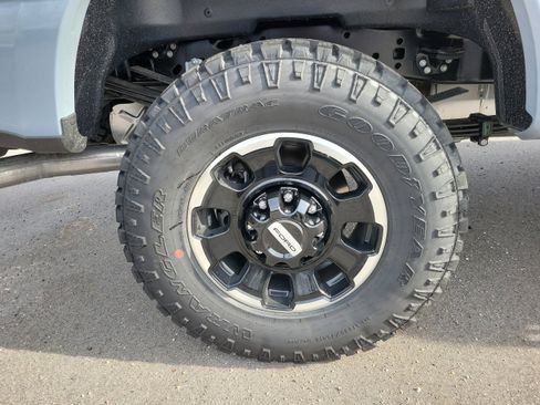 New 2026 Ford F250 Lariat w/ Tremor Off-Road Package image 5