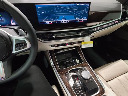 New 2026 BMW X5 xDrive40i w/ M Sport Package image 19