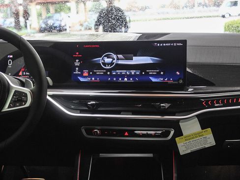 New 2026 BMW X5 sDrive40i w/ M Sport Package image 13