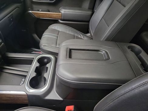 Used 2022 Chevrolet Silverado 1500 High Country w/ Z71 Off-Road Package image 30