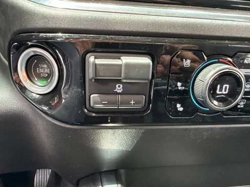 Used 2024 Chevrolet Silverado 1500 LTZ AWD/4WD image 42