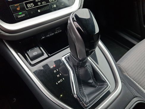 Certified 2023 Subaru Outback Premium image 15