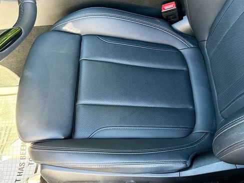 Used 2025 BMW 330i xDrive Sedan image 21