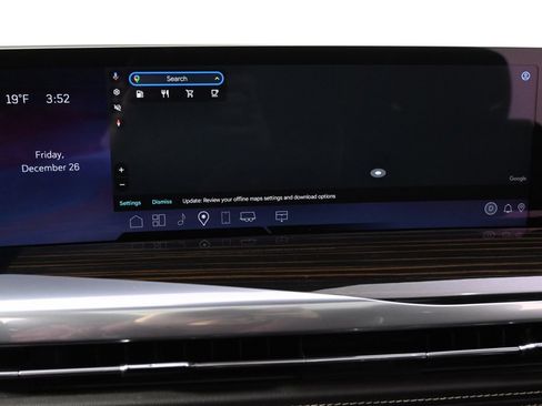 Certified 2025 Cadillac Escalade Premium Luxury image 30