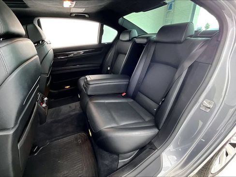 Used 2011 BMW ActiveHybrid 7 Li RWD image 31