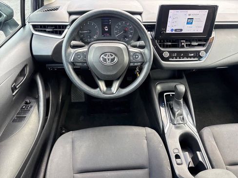 Used 2024 Toyota Corolla LE FWD image 4
