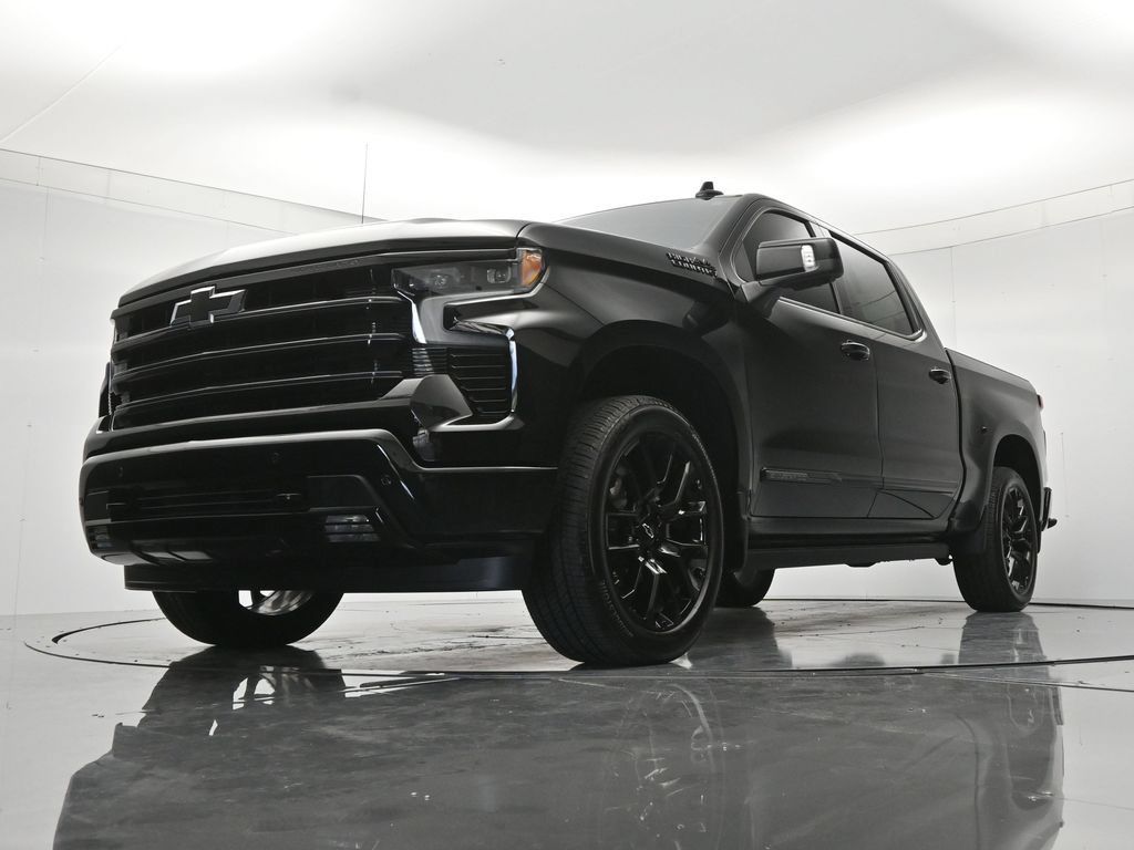 Used 2026 Chevrolet Silverado 1500 High Country w/ Midnight Edition AWD/4WD image 39