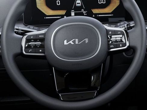 New 2025 Kia Sorento LX image 23