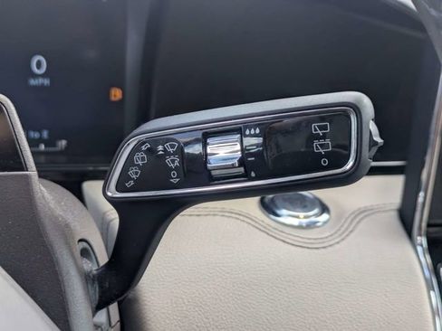 Used 2023 Lincoln Navigator Reserve AWD/4WD image 27