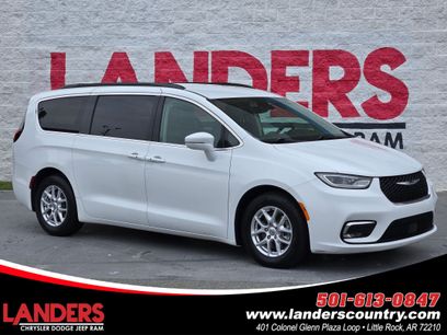 Used 2022 Chrysler Pacifica Touring-L