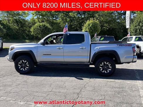 Certified 2023 Toyota Tacoma TRD Off-Road AWD/4WD image 5
