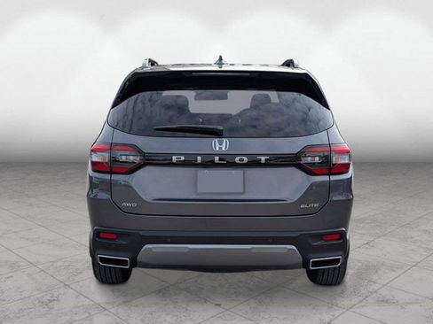 New 2026 Honda Pilot Elite image 4