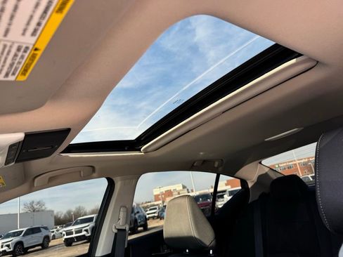 Used 2022 Nissan Altima 2.5 SV w/ SV Premium Package image 31