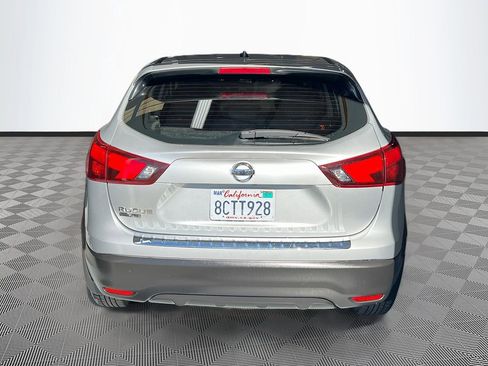 Used 2017 Nissan Rogue Sport S w/ S Appearance Package FWD image 5