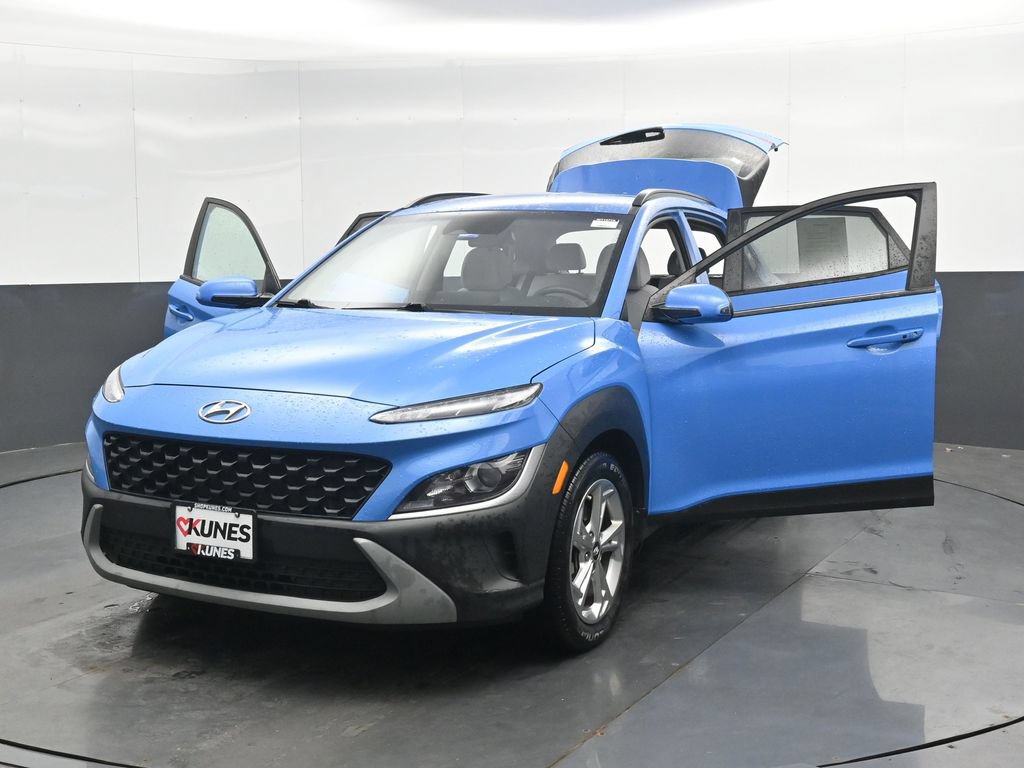 Used 2022 Hyundai Kona SEL AWD/4WD image 48