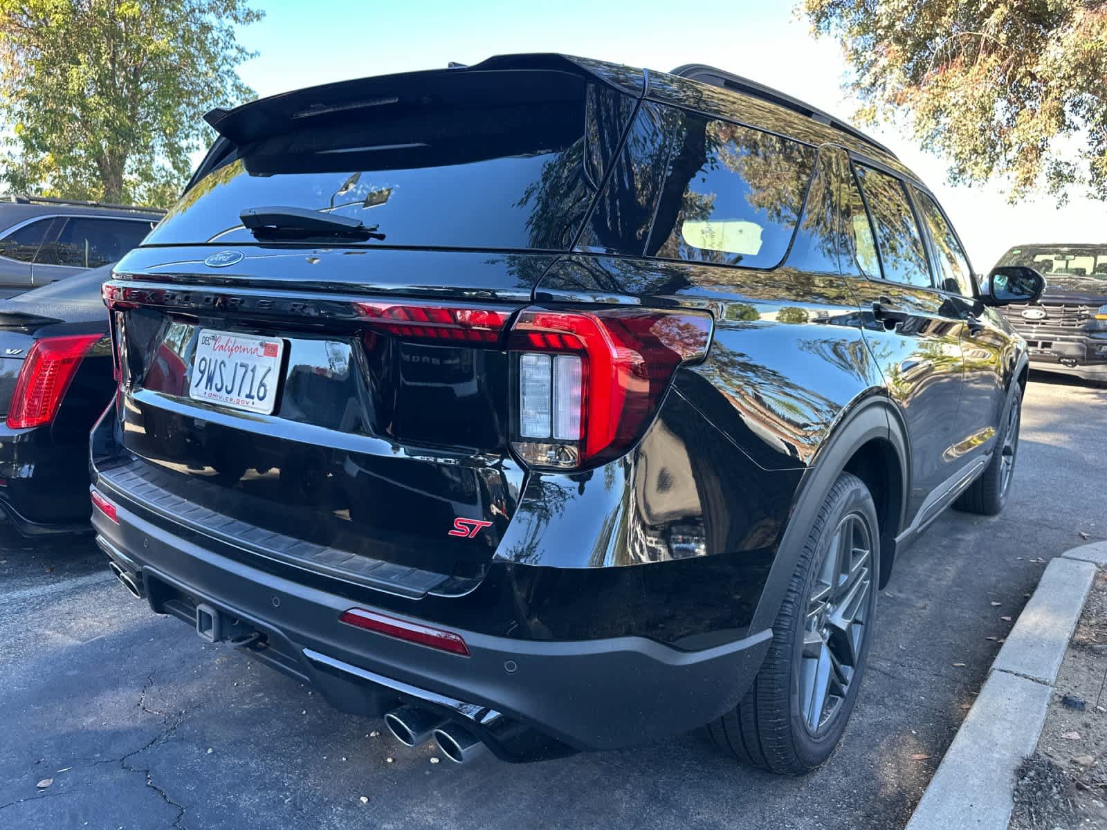 Used 2026 Ford Explorer ST RWD image 4