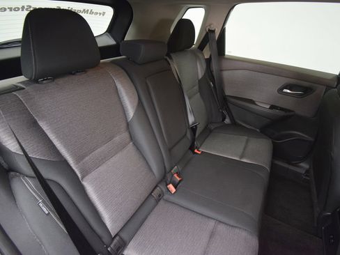 Used 2023 Nissan Rogue SV AWD/4WD image 24