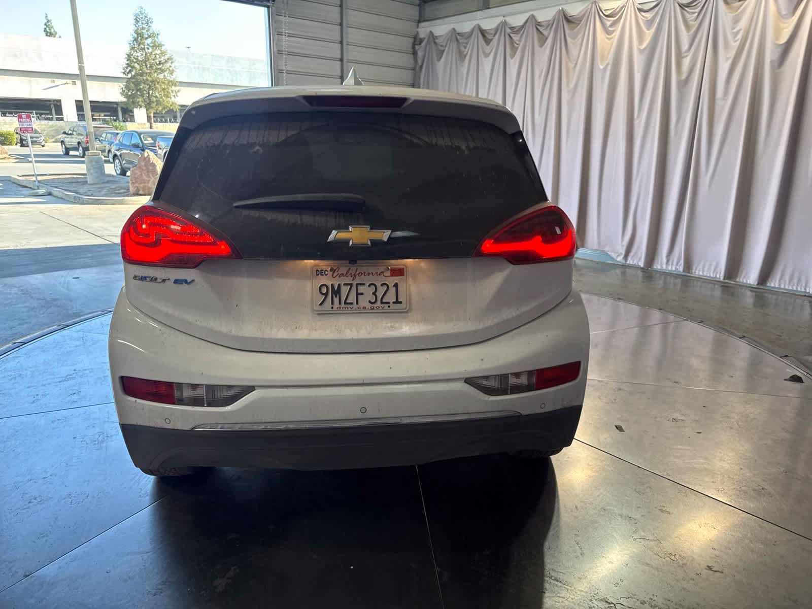 Used 2017 Chevrolet Bolt LT FWD image 6