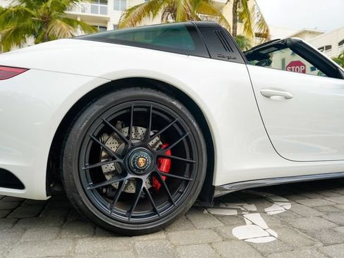 Used 2018 Porsche 911 Targa 4 GTS AWD/4WD image 30