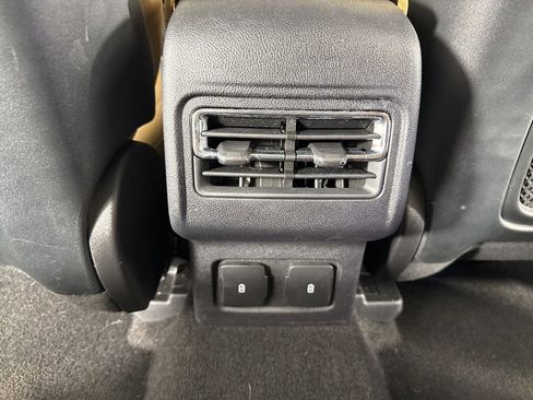 Used 2023 Lincoln Corsair Reserve w/ Equipment Group 201A AWD/4WD image 39