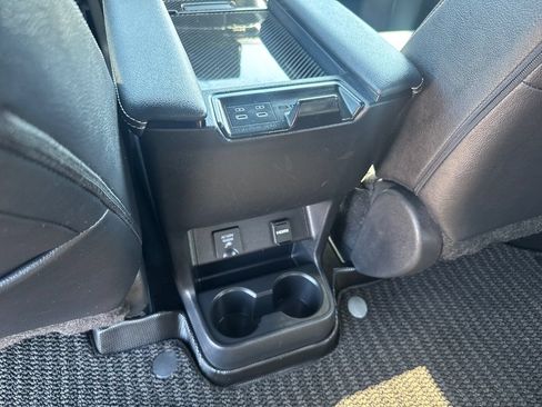 Used 2026 Toyota Sienna XSE AWD/4WD image 37