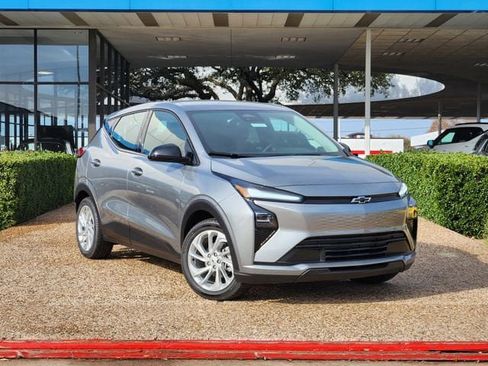 New 2027 Chevrolet Bolt LT image 4