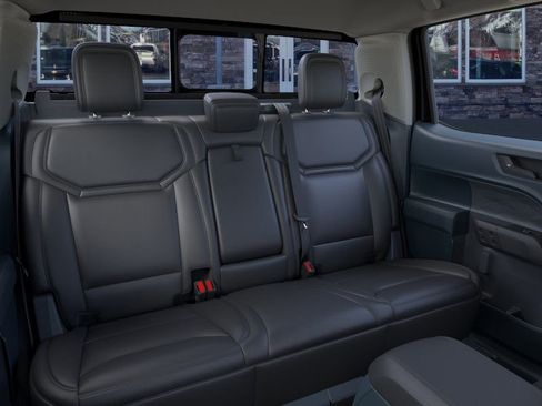 New 2025 Ford Maverick Lariat w/ Black Appearance Package image 11