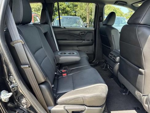 Used 2024 Honda Passport EX-L image 9