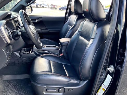 Used 2020 Toyota Tacoma TRD Pro image 8