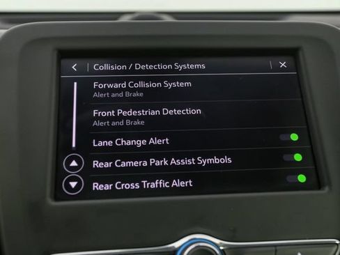 Used 2024 Chevrolet Equinox LT FWD image 22