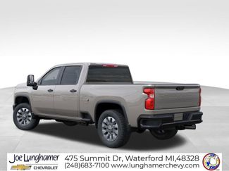 New 2026 Chevrolet Silverado 2500 Custom w/ Custom Value Package AWD/4WD video 3