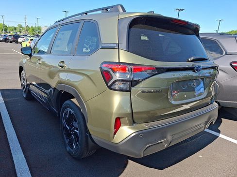 New 2026 Subaru Forester Touring AWD/4WD image 3