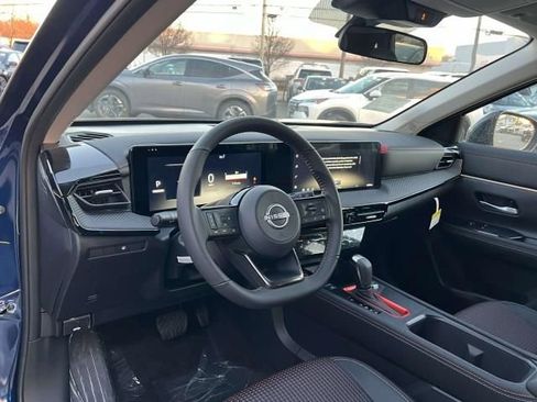 New 2026 Nissan Kicks SR w/ Cold Weather Package image 22