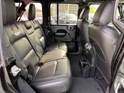 Used 2021 Jeep Wrangler Unlimited Sport AWD/4WD image 20