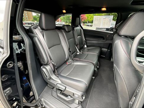 Used 2023 Honda Odyssey Sport image 29